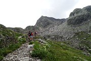 24 Ultimo tratto per il Passo in decisa salita 
